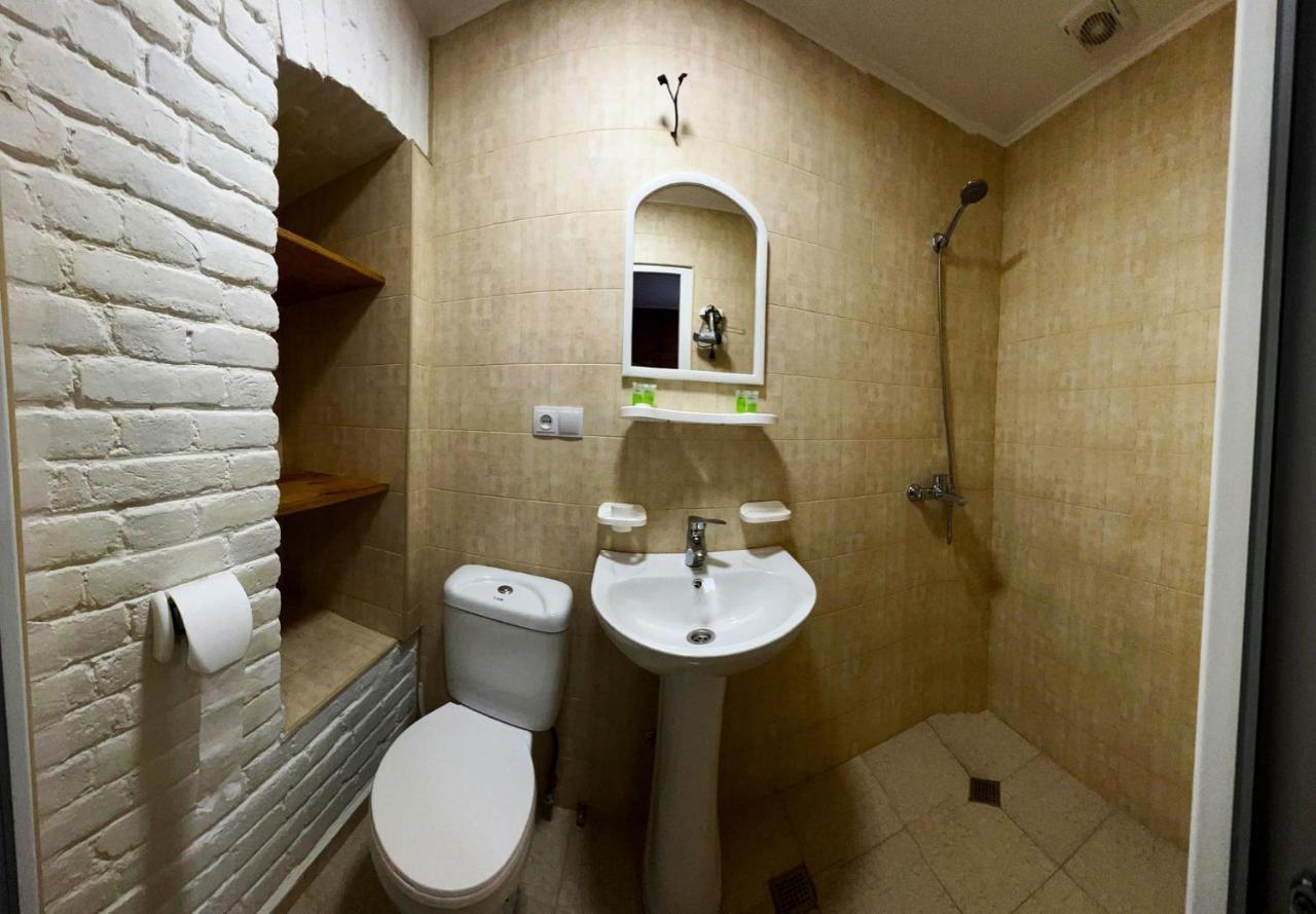 Hostel Pirosmani Tbiliszi Kültér fotó