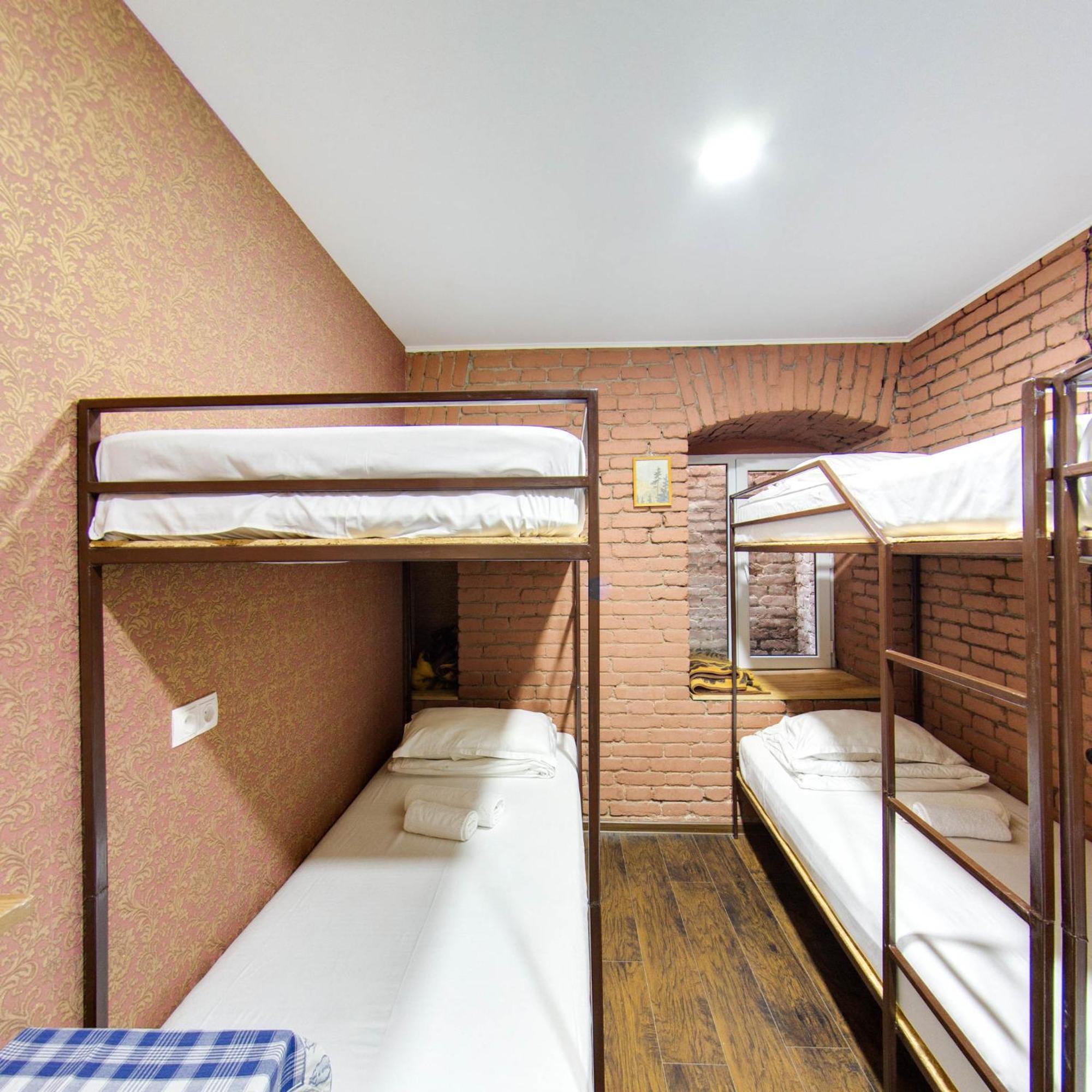 Hostel Pirosmani Tbiliszi Kültér fotó
